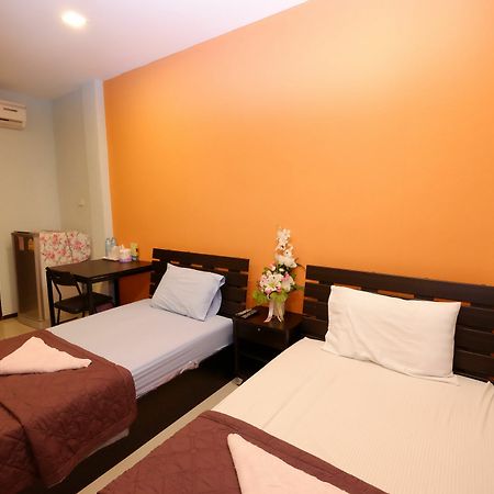 Amornrat Place Nakhon Phanom Exterior photo